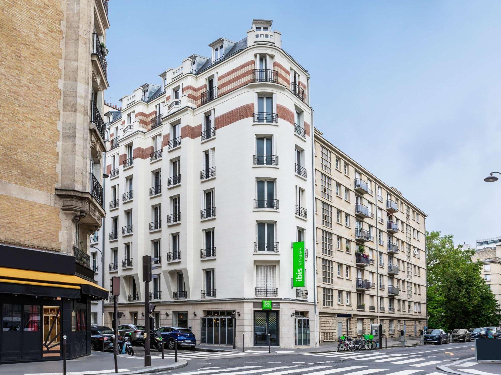 Ibis Styles Paris 15 Lecourbe Hotel Exterior photo